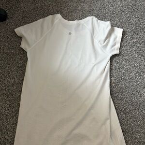 lululemon athletica White Short Sleeve Top